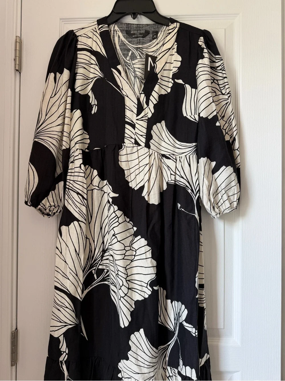 New Women’s Black and White Floral Midi Dress